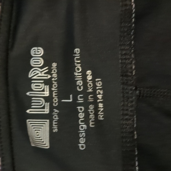 Lularoe Jordan workout leggings Size L - Picture 2 of 6